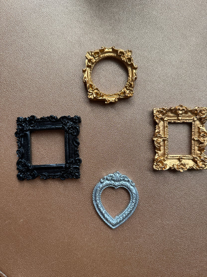 Custom Pet Ornament W/Vintage Frame